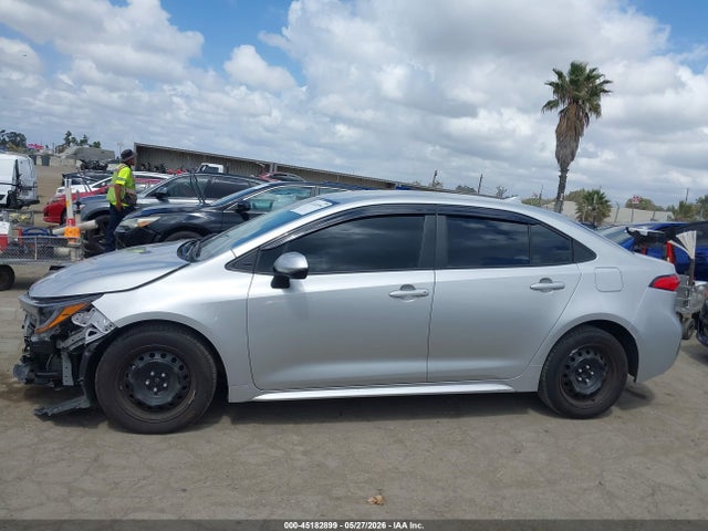 Toyota COROLLA LE 2026 5YFB4MDE2TP363873 Image 15