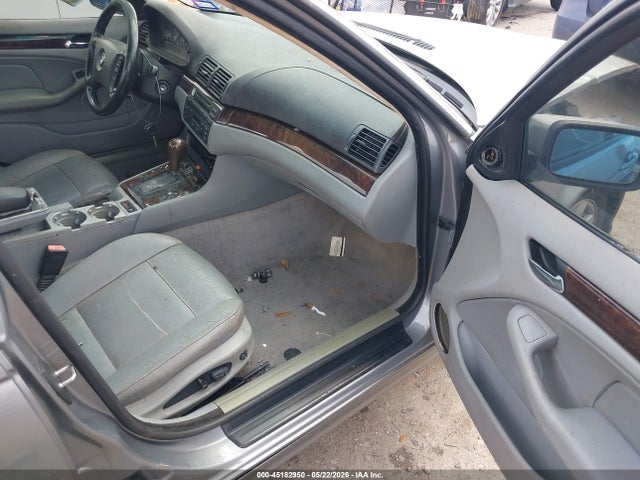 Aukcja sprzedaży 2005 Bmw 325i, vin: WBAEV33475KW18464, numer aukcji: 45182950