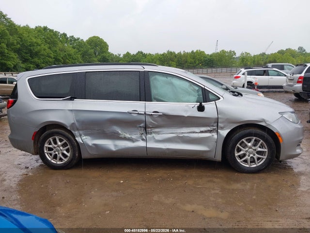 45182996 :رقم المزاد ، 2C4RC1DG4HR621254 vin ، 2017 Chrysler Pacifica Touring مزاد بيع