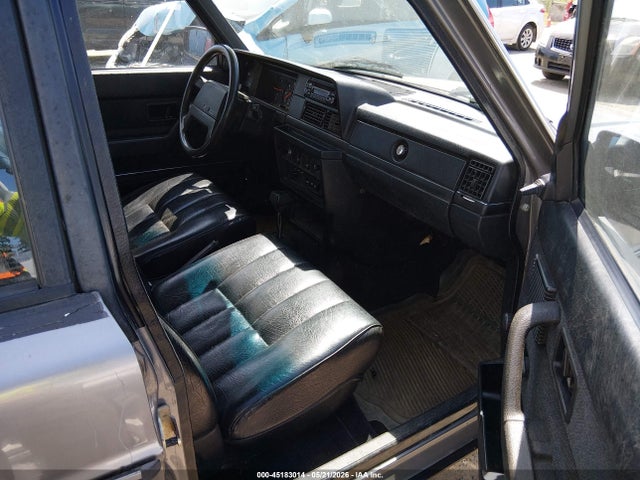 1989 Volvo 245 Dl/gl მანქანა იყიდება აუქციონზე, vin: YV1AX8856K1812215, აუქციონის ნომერი: 45183014