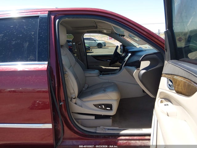 2018 Cadillac Escalade Luxury მანქანა იყიდება აუქციონზე, vin: 1GYS4BKJ7JR144683, აუქციონის ნომერი: 45183027