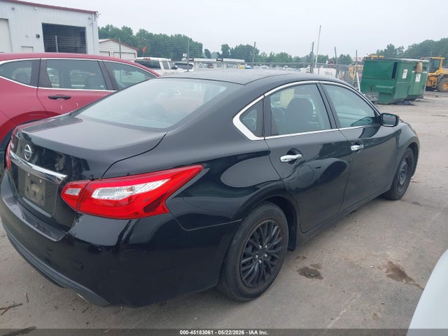 Продаж на аукціоні авто 2017 Nissan Altima 2.5 S, vin: 1N4AL3AP6HN347930, номер лоту: 45183061