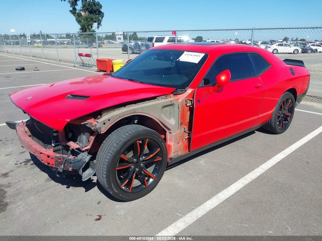 45183085 :رقم المزاد ، 2C3CDZAG4GH323379 vin ، 2016 Dodge Challenger Sxt مزاد بيع