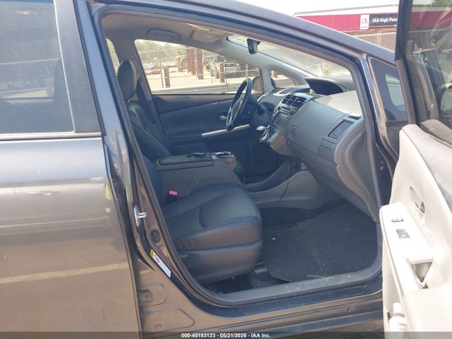 Продаж на аукціоні авто 2013 Toyota Prius V Five, vin: JTDZN3EU8D3289820, номер лоту: 45183123