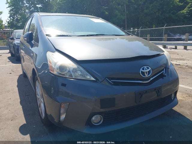 Продаж на аукціоні авто 2013 Toyota Prius V Five, vin: JTDZN3EU8D3289820, номер лоту: 45183123