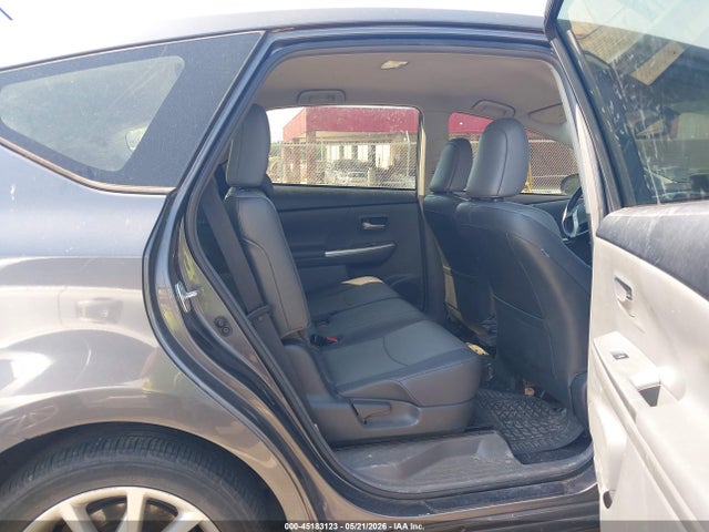 Продаж на аукціоні авто 2013 Toyota Prius V Five, vin: JTDZN3EU8D3289820, номер лоту: 45183123