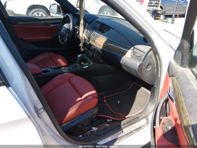 45183221 :رقم المزاد ، WBAVM5C52DVV89671 vin ، 2013 Bmw X1 Xdrive35i مزاد بيع