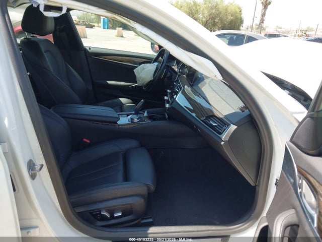 Продажа на аукционе авто 2019 Bmw 530i, vin: WBAJA5C5XKBX86514, номер лота: 45183225