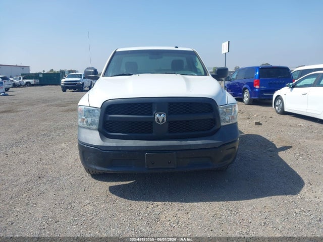 45183355 :رقم المزاد ، 3C6JR6DG2KG503877 vin ، 2019 Ram 1500 Classic Tradesman  4x2 8' Box مزاد بيع