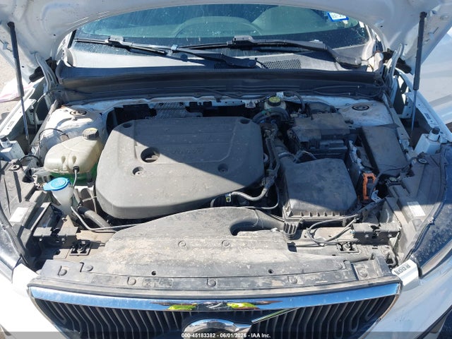 45183382 :رقم المزاد ، YV4L12UK1P2967889 vin ، 2023 Volvo Xc40 B5 Core مزاد بيع