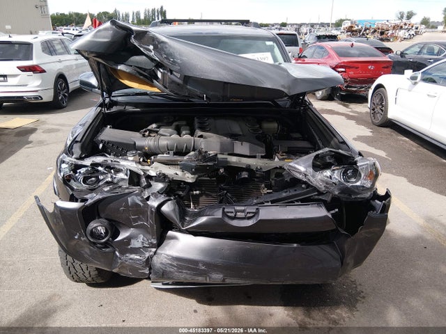 Toyota 4RUNNER SR5 2022 JTEMU5JRXN6011894 Image 13