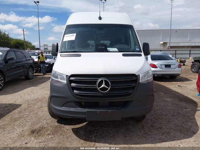 45183400 :رقم المزاد ، W1Z4KFHYXSP818099 vin ، 2025 Mercedes-benz Sprinter 2500 Standard Roof 4-cyl Diesel مزاد بيع