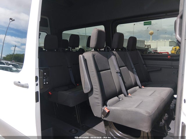 45183400 :رقم المزاد ، W1Z4KFHYXSP818099 vin ، 2025 Mercedes-benz Sprinter 2500 Standard Roof 4-cyl Diesel مزاد بيع