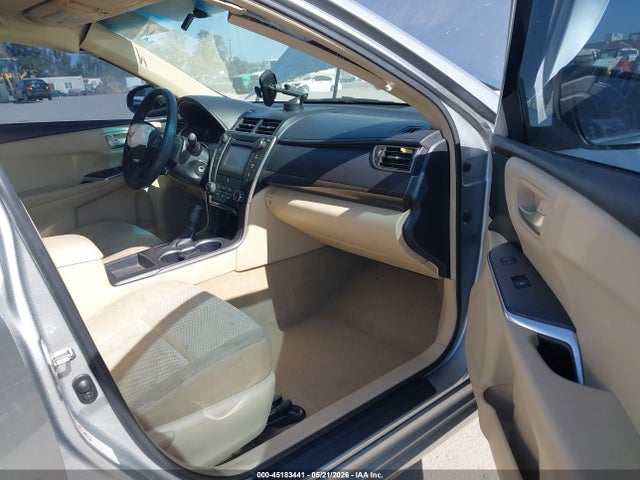 2016 Toyota Camry Le მანქანა იყიდება აუქციონზე, vin: 4T4BF1FK7GR518701, აუქციონის ნომერი: 45183441