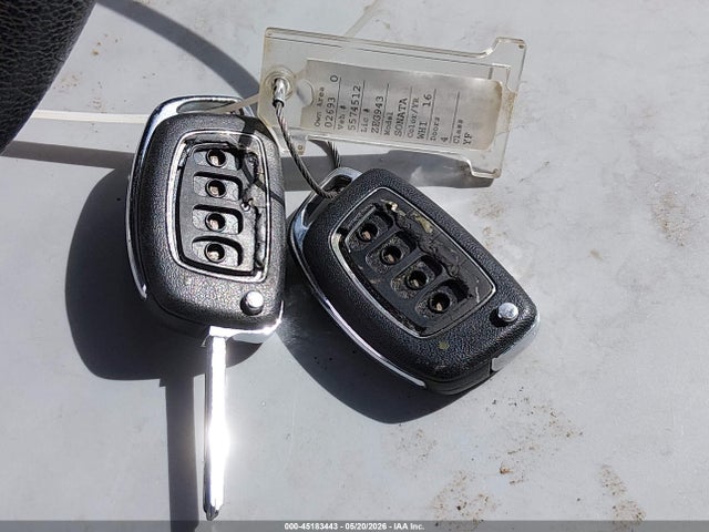 45183443 :رقم المزاد ، 5NPE24AF3GH316385 vin ، 2016 Hyundai Sonata Se مزاد بيع