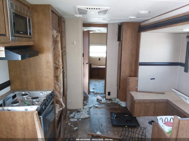 Crossroads Other 2018 4YDT3282XJS370655 Image 5