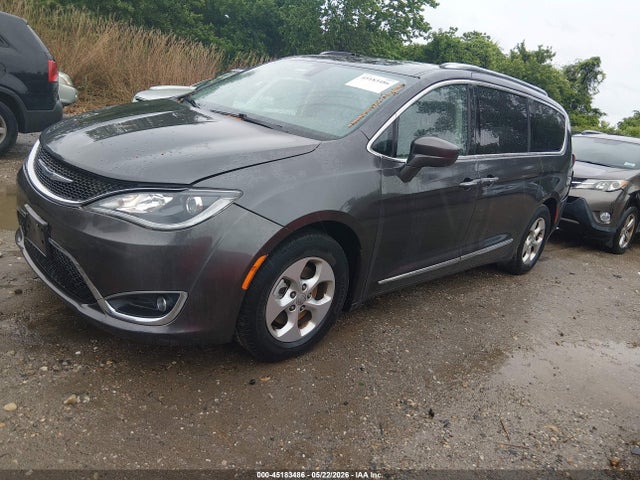 Продаж на аукціоні авто 2017 Chrysler Pacifica Touring-l Plus, vin: 2C4RC1EG8HR614385, номер лоту: 45183486