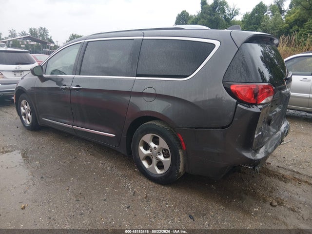 Продаж на аукціоні авто 2017 Chrysler Pacifica Touring-l Plus, vin: 2C4RC1EG8HR614385, номер лоту: 45183486