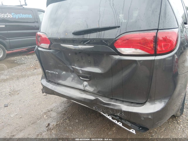 Продаж на аукціоні авто 2017 Chrysler Pacifica Touring-l Plus, vin: 2C4RC1EG8HR614385, номер лоту: 45183486