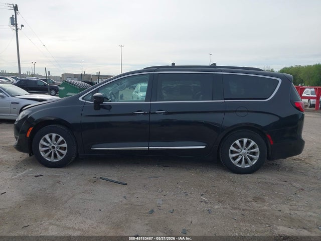 Chrysler Pacifica Touring-l 2017 2C4RC1BG3HR635911 Image 15