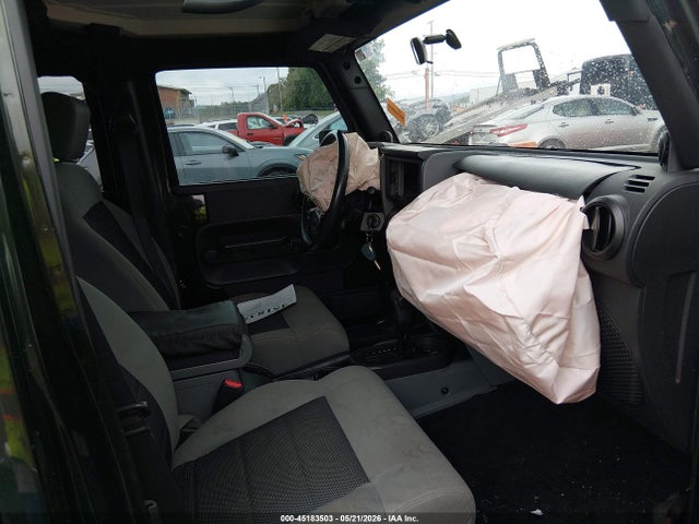 45183503 :رقم المزاد ، 1J4BA3H10AL218177 vin ، 2010 Jeep Wrangler Unlimited Sport مزاد بيع