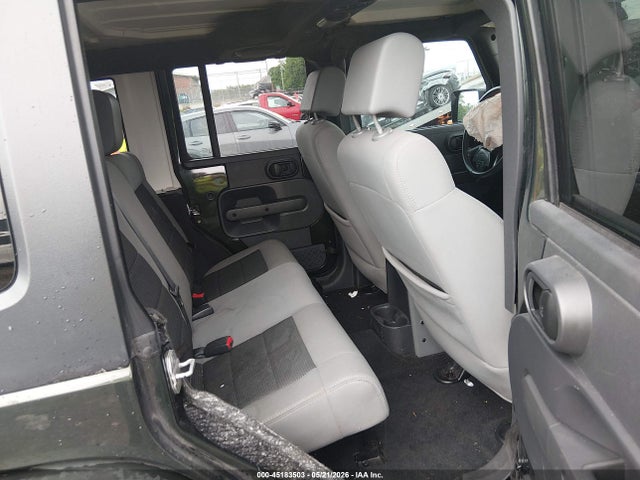 45183503 :رقم المزاد ، 1J4BA3H10AL218177 vin ، 2010 Jeep Wrangler Unlimited Sport مزاد بيع