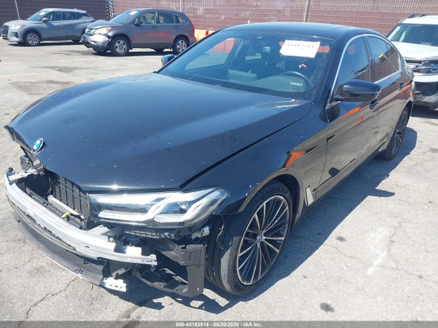 WBA53BH09MWW99352 BMW 530I