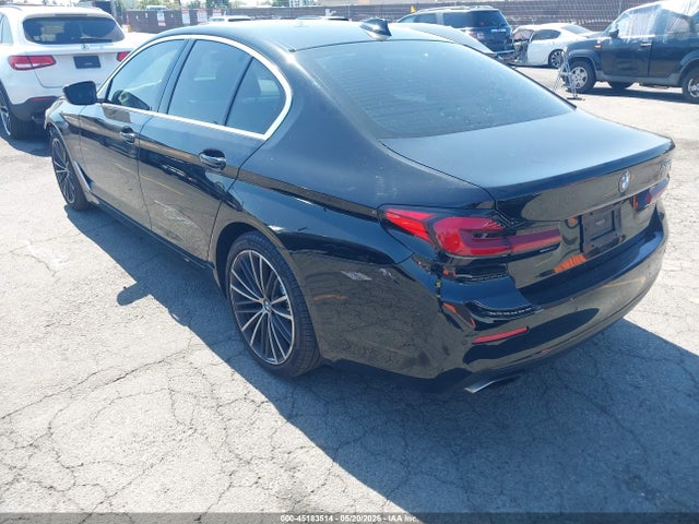 WBA53BH09MWW99352 BMW 530I