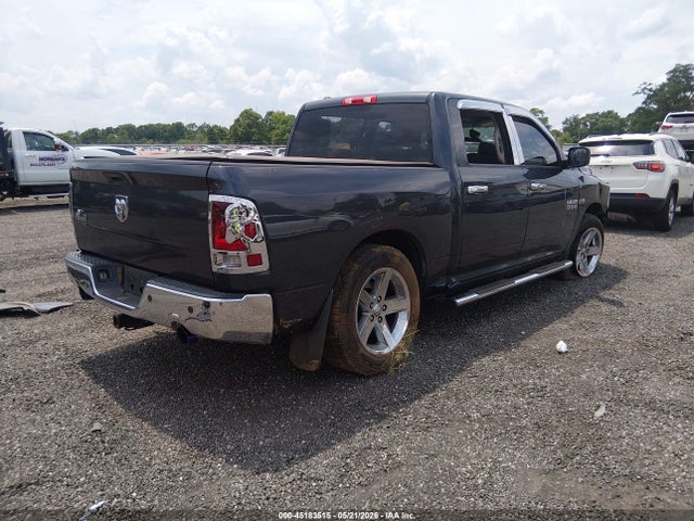45183515 :رقم المزاد ، 1C6RR6KT7FS500877 vin ، 2015 Ram 1500 Express مزاد بيع