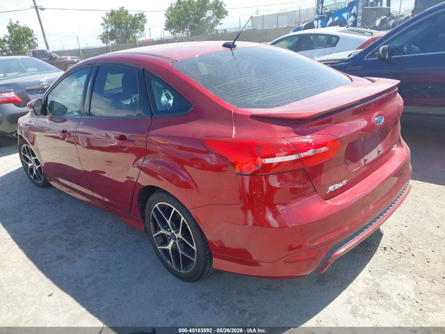1FADP3F2XGL263117 Ford FOCUS SE
