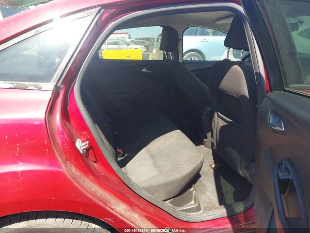 1FADP3F2XGL263117 Ford FOCUS SE
