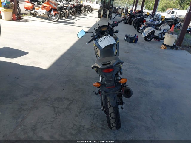 45183618 :رقم المزاد ، MLHPC4666F5200074 vin ، 2015 Honda Cb500 X مزاد بيع