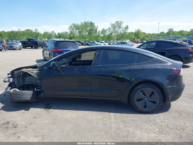 Продажа на аукционе авто 2022 Tesla Model 3 Rear-wheel Drive, vin: 5YJ3E1EA8NF103164, номер лота: 45183652