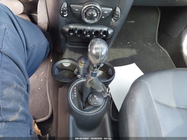 2012 Mini Cooper Clubman მანქანა იყიდება აუქციონზე, vin: WMWZF3C57CT489303, აუქციონის ნომერი: 45183657