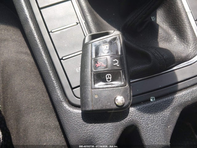 3VWN57BUXKM071977 Volkswagen Jetta 1.4t S