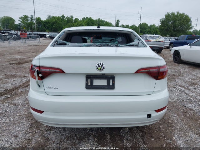 3VWN57BUXKM071977 Volkswagen Jetta 1.4t S