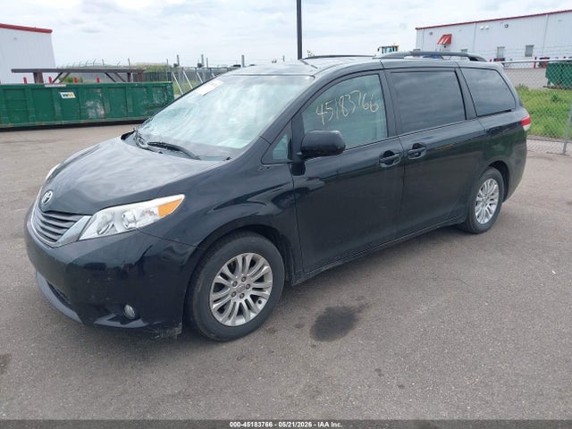 Aukcja sprzedaży 2014 Toyota Sienna Xle V6 8 Passenger, vin: 5TDYK3DC7ES515794, numer aukcji: 45183766