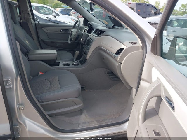 Продажа на аукционе авто 2015 Chevrolet Traverse Ls, vin: 1GNKRFKD4FJ301110, номер лота: 45183808