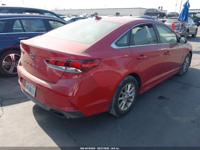 5NPE24AF0JH686393 Hyundai SONATA SE
