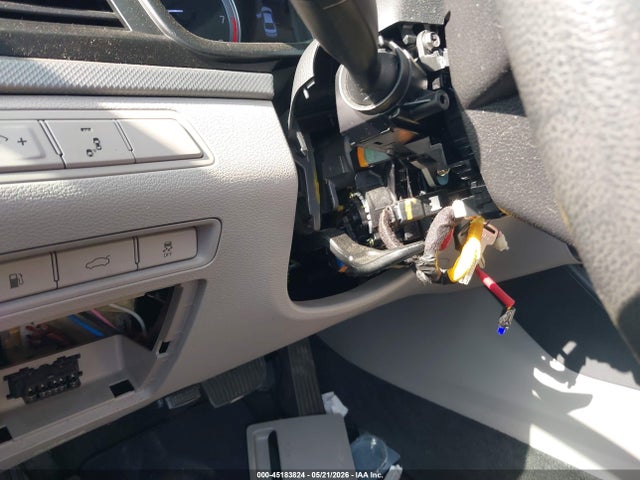 5NPE24AF0JH686393 Hyundai SONATA SE