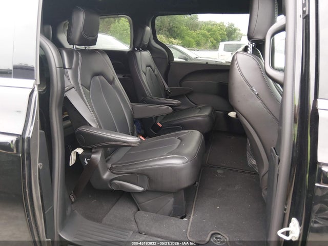 Chrysler Pacifica Select 2025 2C4RC1BG7SR530683 Image 8