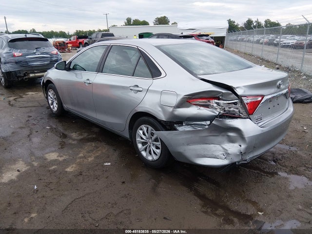 4T1BF1FK1HU794593 Toyota CAMRY LE