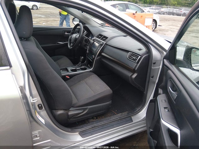 4T1BF1FK1HU794593 Toyota CAMRY LE