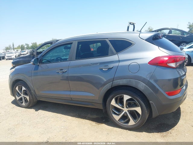 KM8J33A20GU140514 Hyundai Tucson Sport