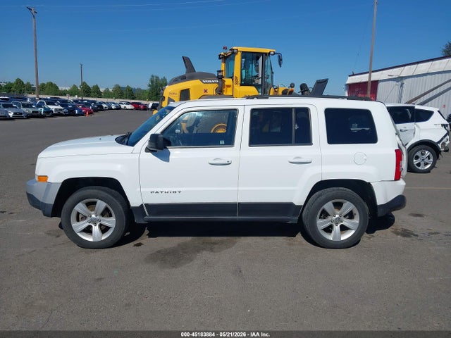 1C4NJRFBXGD782911 Jeep Patriot Latitude