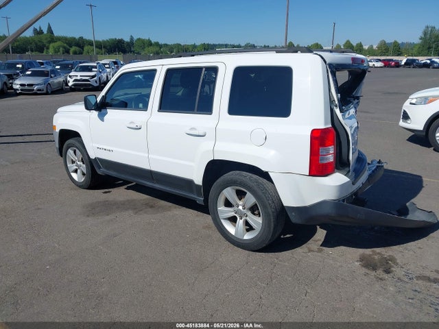 1C4NJRFBXGD782911 Jeep Patriot Latitude