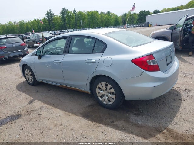 Продажа на аукционе авто 2012 Honda Civic Lx, vin: 2HGFB2F55CH581838, номер лота: 45183902