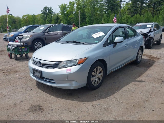 Продажа на аукционе авто 2012 Honda Civic Lx, vin: 2HGFB2F55CH581838, номер лота: 45183902