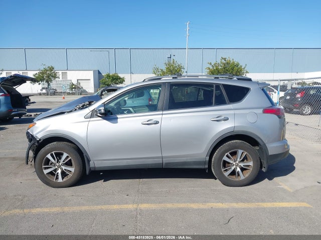 2017 Toyota Rav4 Xle მანქანა იყიდება აუქციონზე, vin: 2T3WFREV6HW359541, აუქციონის ნომერი: 45183925