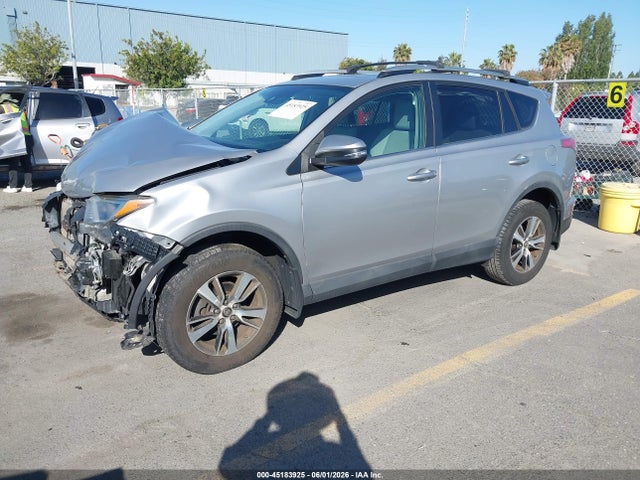 2017 Toyota Rav4 Xle მანქანა იყიდება აუქციონზე, vin: 2T3WFREV6HW359541, აუქციონის ნომერი: 45183925